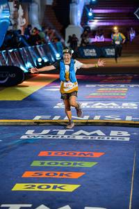 BIB: 5916, 
                            <button type="button" onclick="openModal(22751001)" class="btn btn-primary btn-sm float-right btn-popup" data-toggle="modal" data-target=".modal-high-quality">
                        <i class="fas fa-shopping-cart"></i> Add to Cart
                    </button>
                                            <button type="button" onclick="isThisMe(22751001, true)" class="btn btn-success btn-sm float-right btn-popup btn-isme hidden" data-toggle="tooltip" data-placement="bottom" title="นี่คือรูปของคุณใช่ไหม คลิกที่นี่เพื่อเอาเข้าอัลบั้ม">
                        <i class="fas fa-plus"></i> Add to album
                    </button>
                    <button type="button" onclick="isThisMe(22751001, false)" class="btn btn-warning btn-sm float-right btn-popup btn-isnotme hidden">
                        <i class="fas fa-ban"></i> Remove from album
                    </button>